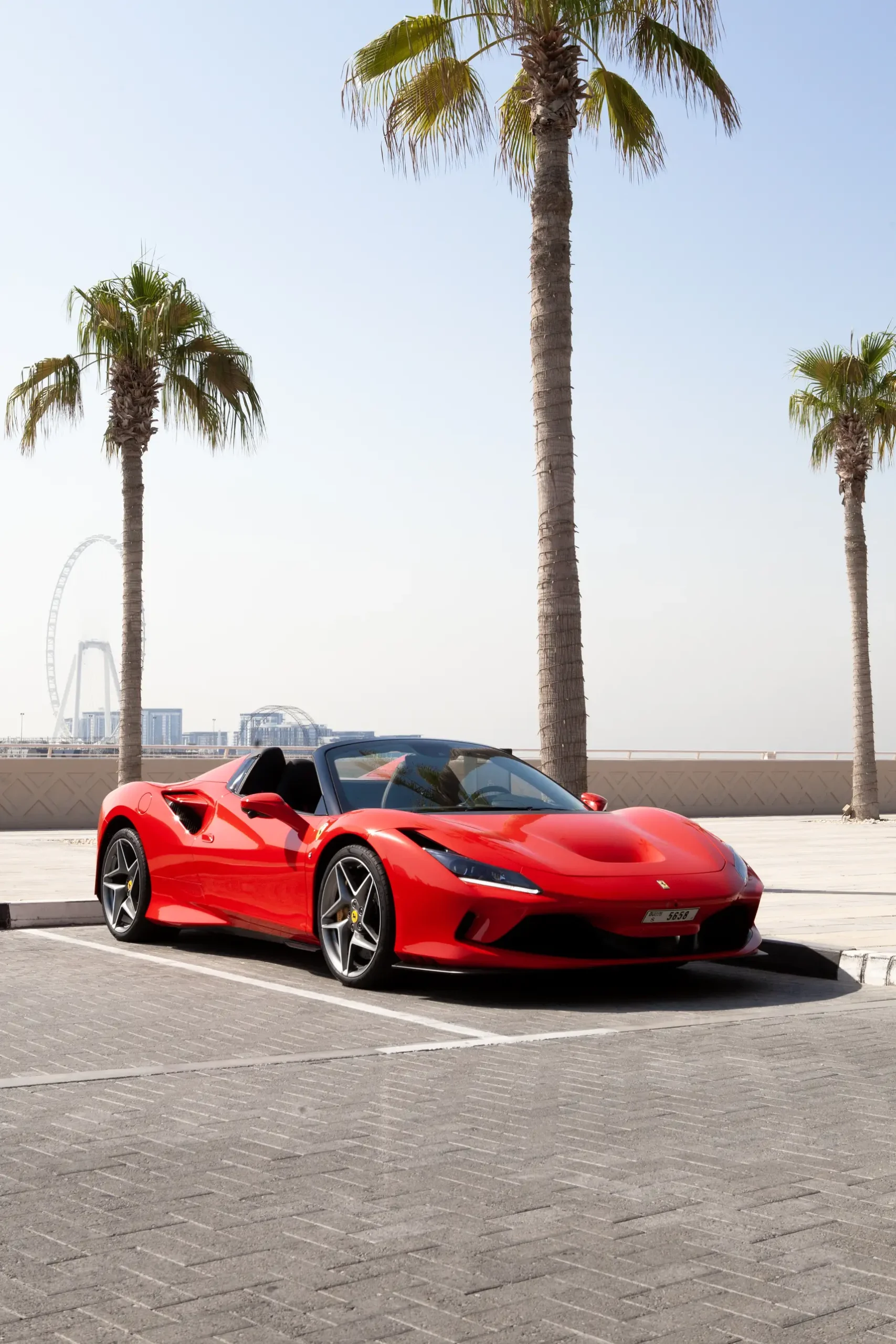 
								Ferrari F8 Spider Red full									