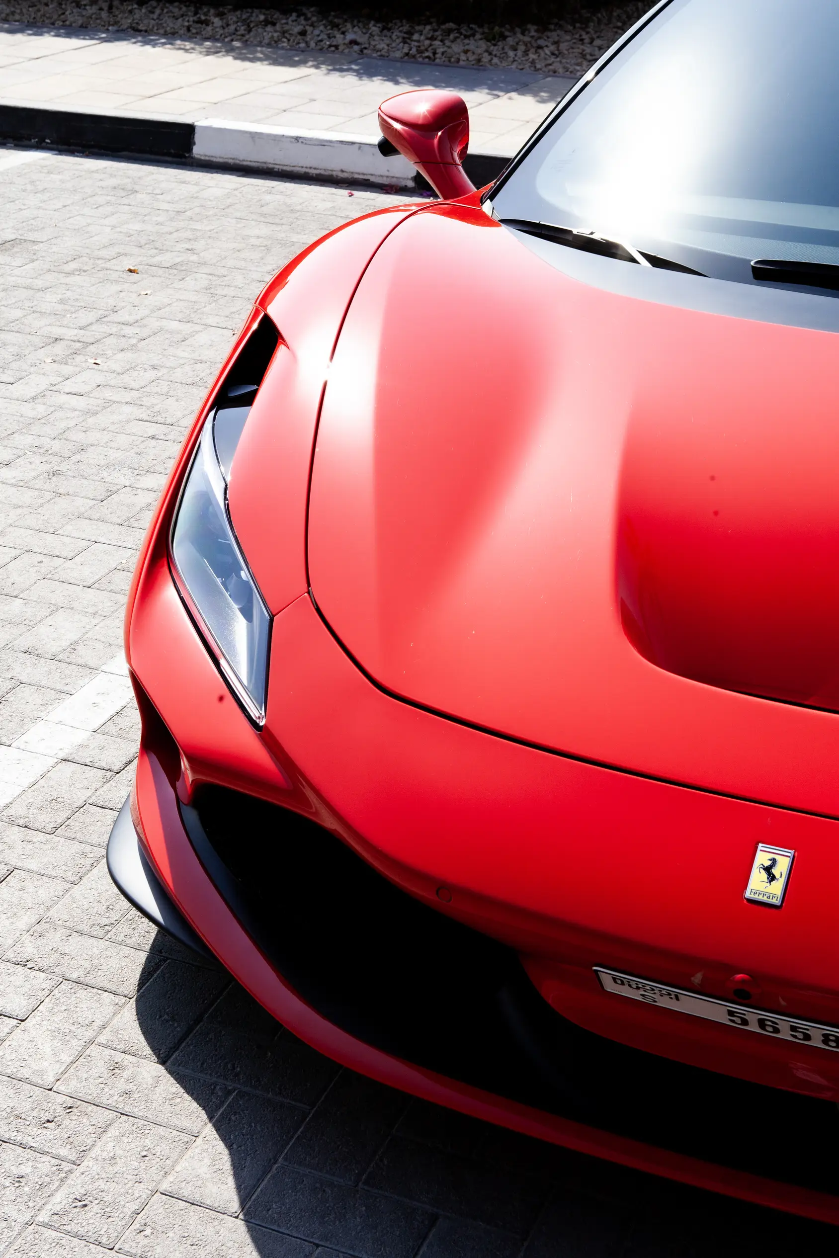 
								Ferrari F8 Spider Red full									