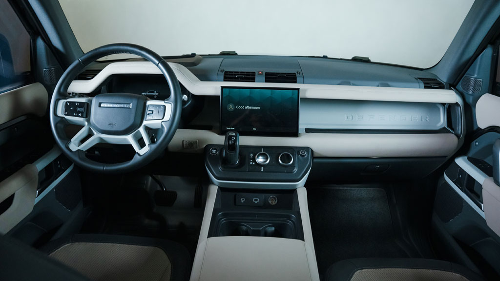 
								Land Rover Defender full									