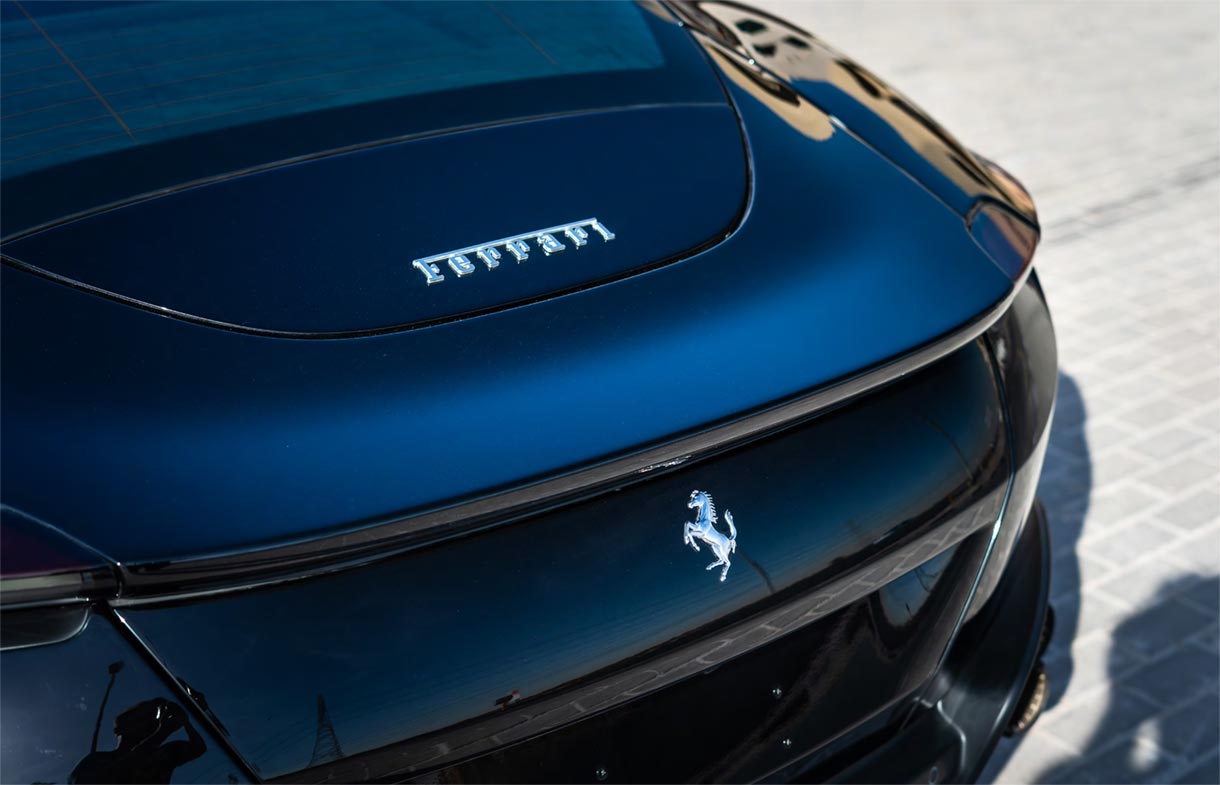 
								Ferrari Roma full									