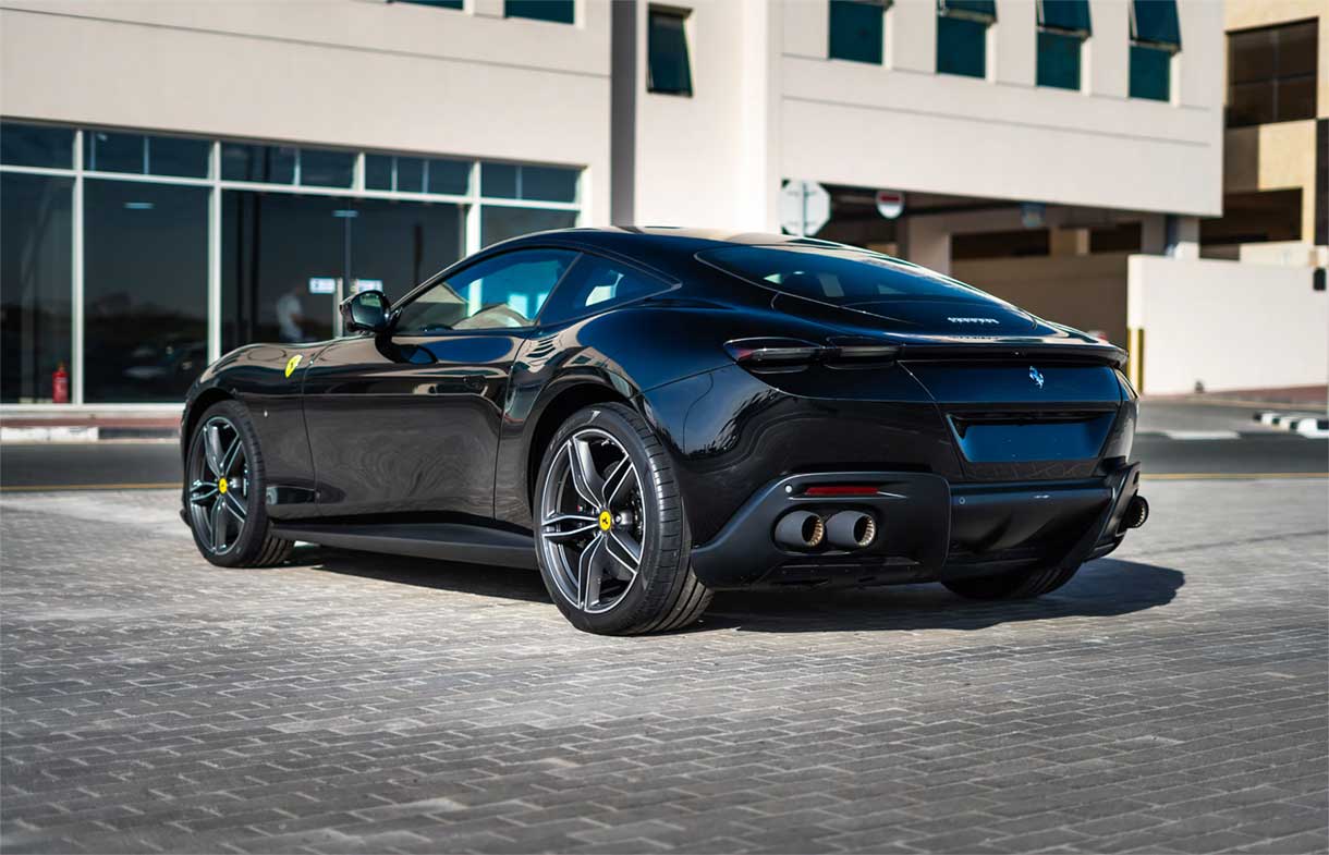
								Ferrari Roma full									