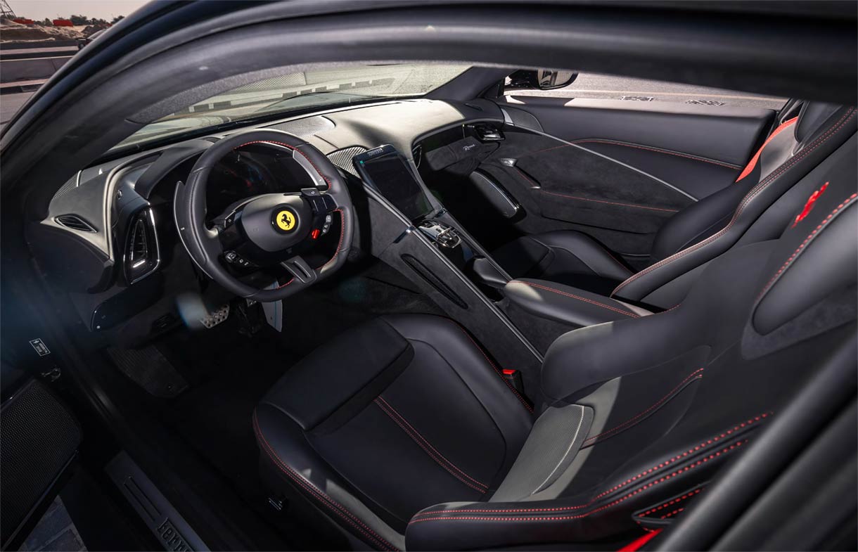 
								Ferrari Roma full									