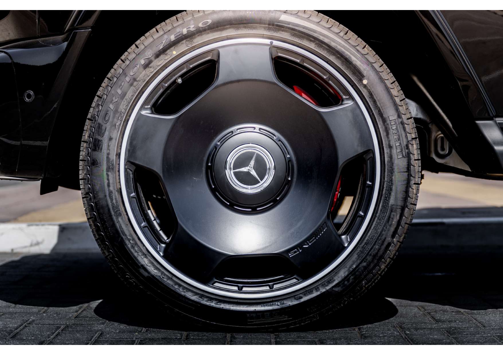 Mercedes G63 Black Shiny