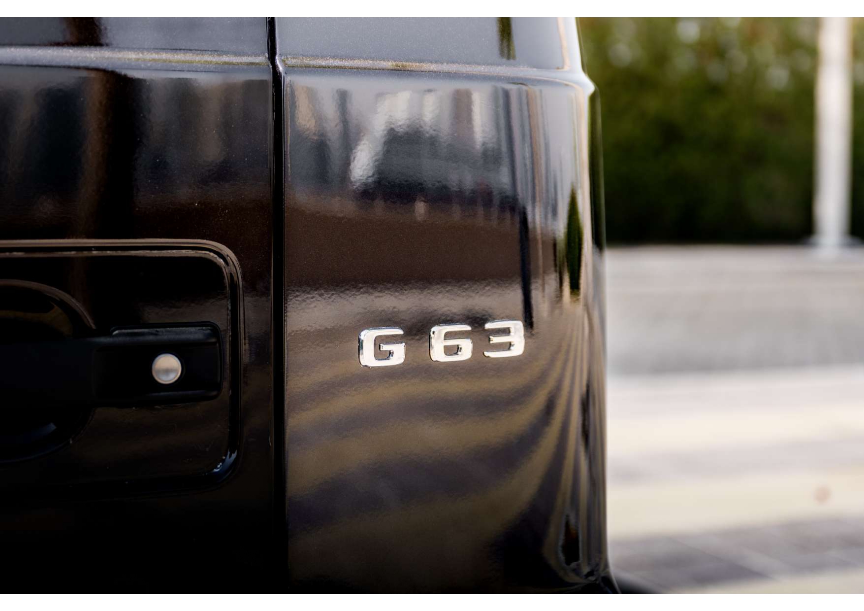 
								Mercedes G63 Black Shiny full									