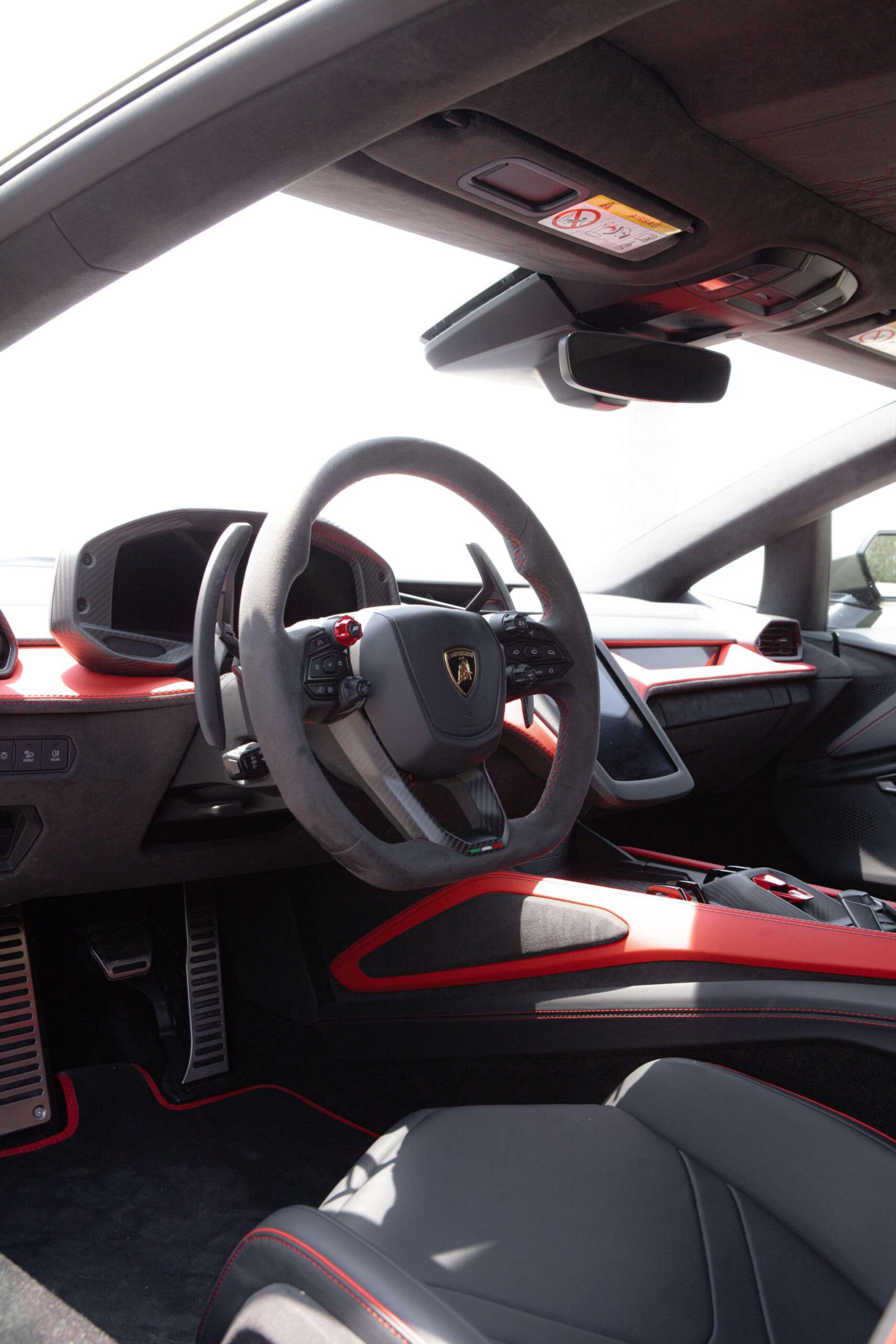 Lamborghini Revuelto