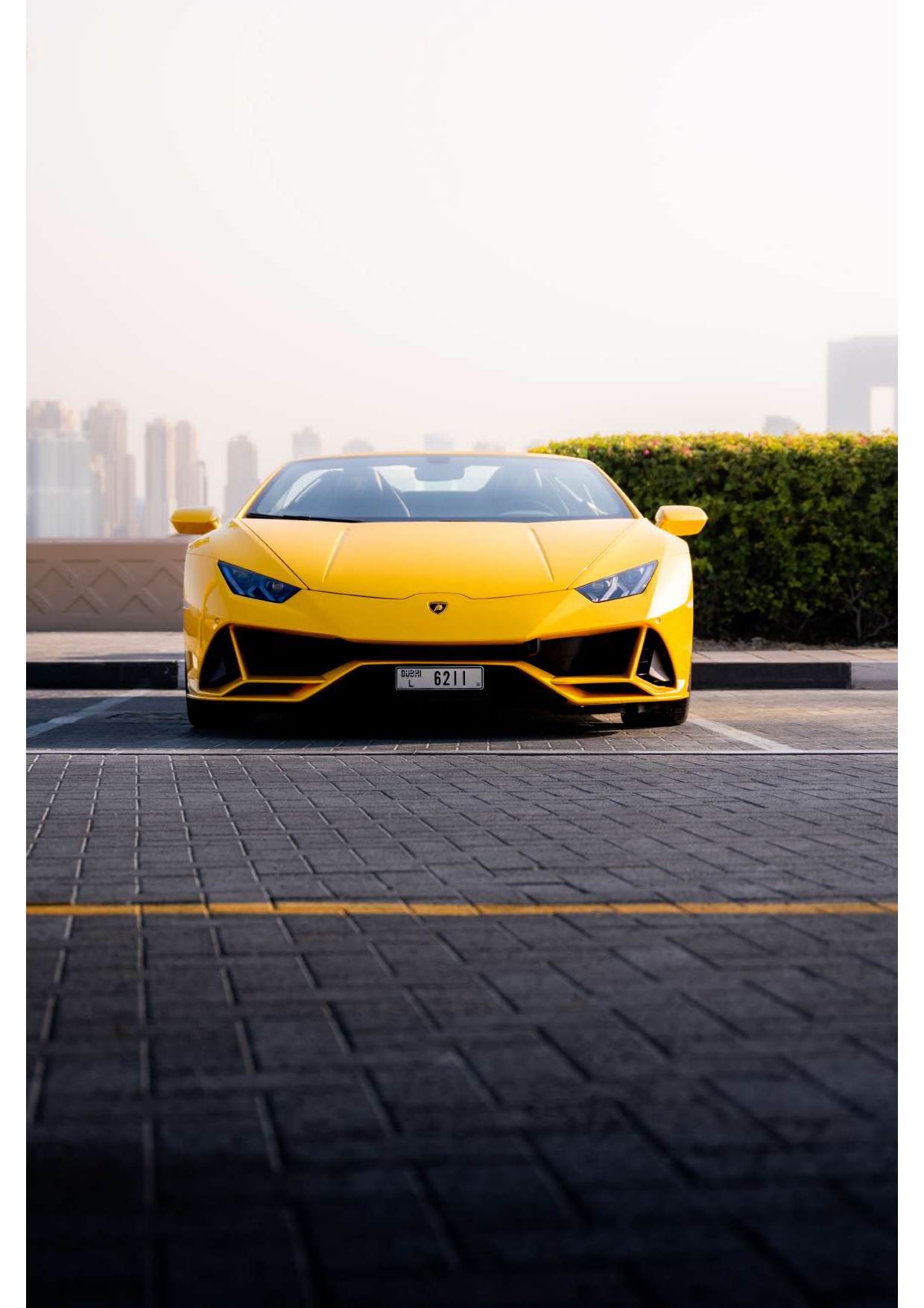 
								Lamborghini Huracan Evo Spyder full									