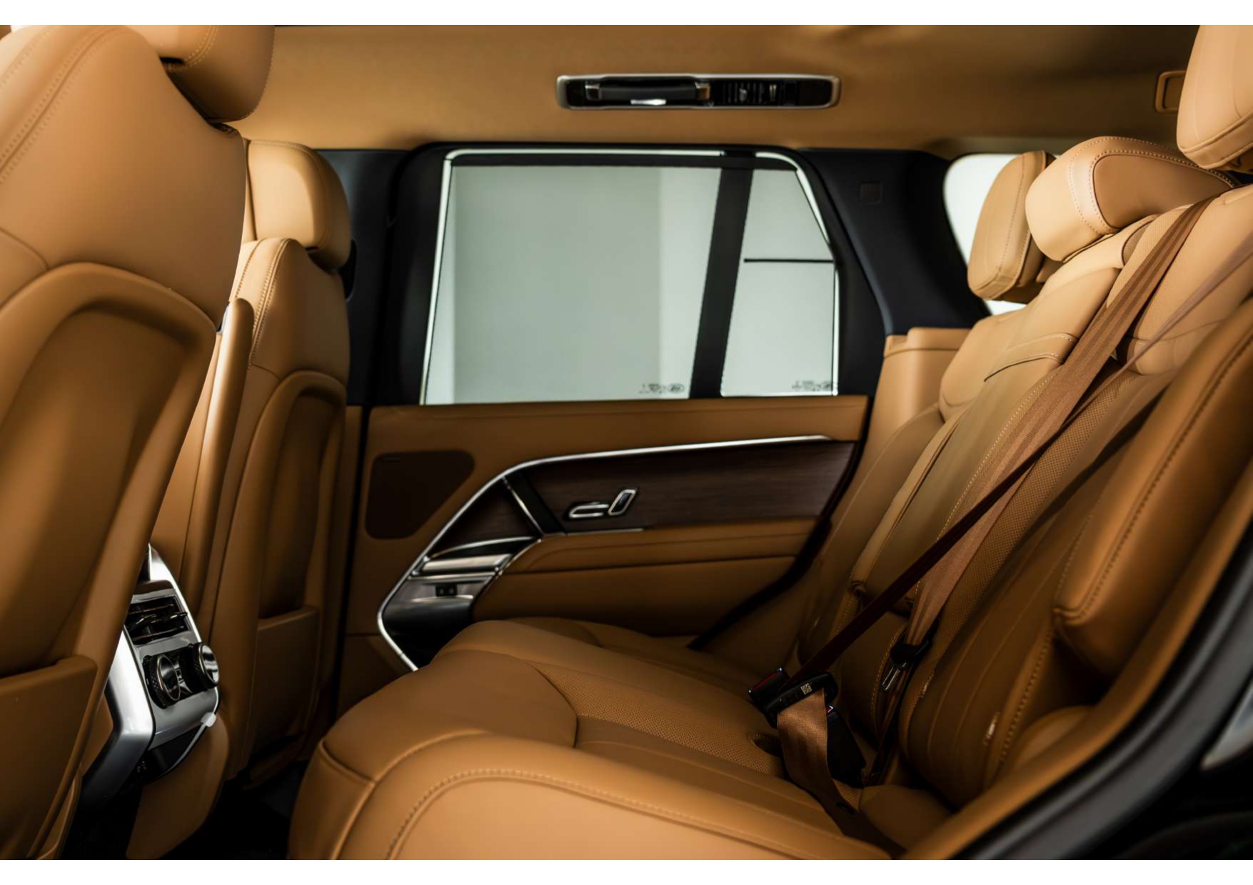
								Range Rover Vogue full									